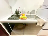 ※撮影用の観察植物・食器調理器具・雑貨類等はございません。※写真は現況優先