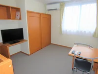 2階はカーペットのお部屋です