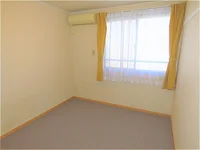 2階に2部屋ある間取りです