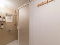 個室のシャワールームもございます！