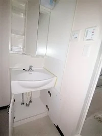 独立洗面台