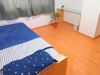 ベッドはシングルサイズとなっています。