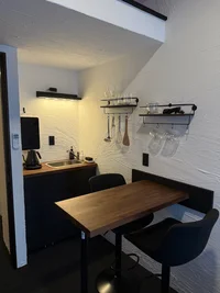 食器・調理器具完備のキッチン