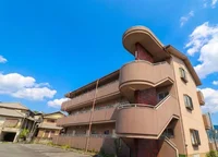 駐車場ありで車移動に適した立地！　法人契約おすすめで複数名利用で予算を抑えることが可能！