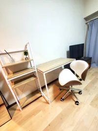 デスク・チェア完備♪
