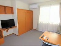 2階はカーペットのお部屋です