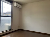 家具家電設置前のお部屋です。（TV・ローテーブル・ソファー・ベッド・冷蔵庫・姿見等が付きます。）