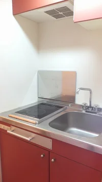 2口の電気コンロ付き