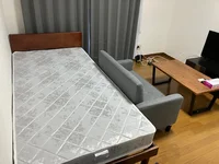 ベッド・マットレスが標準設備となっております。