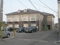 南向きの明るいお部屋です。駐車場も1台付き。