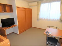 2階はカーペットのお部屋です