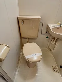 写真は303号（左右反転）