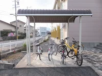 屋根付き駐輪場あり