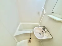 設備・仕様は号室により異なる為、現況を優先いたします。