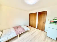 ※撮影用の観察植物・食器調理器具・雑貨類等はございません。※写真は現況優先