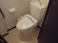 清潔なトイレをご用意しております。