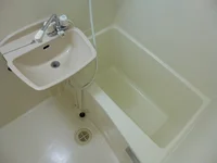 浴室換気乾燥機付きです♪