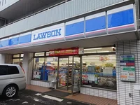 ローソンまで185m