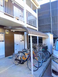 屋根付き駐輪場