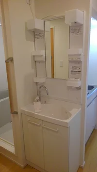 独立洗面台