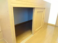 ベッド下収納