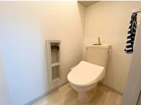 温水洗浄便座付きです