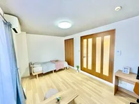 ※撮影用の観察植物・食器調理器具・雑貨類等はございません。※写真は現況優先