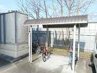 屋根付き駐輪場あり