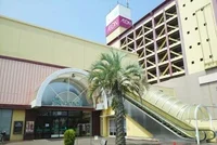 サンモールまで2400m