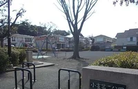 小雀第二公園まで177m