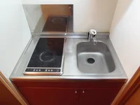 コンロはラジエントヒーターです