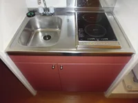 ２口のＩＨクッキングヒーター付。