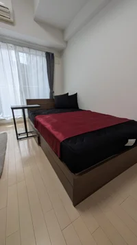 セミダブルベッド♪やや硬めで快適睡眠♪