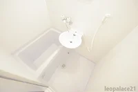 同シリーズの類似となります。現況を優先致します。