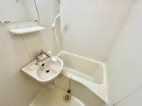 設備・仕様は号室により異なる為、現況を優先いたします。