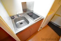 2口ラジエントヒーター付き。部屋により設備が異なる場合あり。