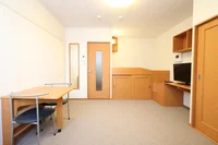 1Fはフローリング仕様・2Fは絨毯仕様になります。