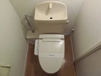 温水洗浄便座完備です