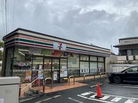 セブンイレブンまで452m