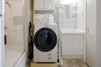 ドラム式洗濯機で乾燥機もついています♪