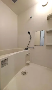 浴室乾燥機付きです♪