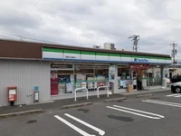 ファミリーマート鈴鹿中江島店まで209m