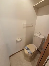 シャワートイレ付きます