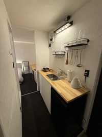 食器・調理器具完備のキッチン