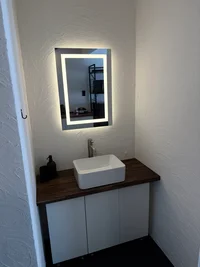 ホテルライクなLED付き洗面所