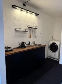 食器・調理器具完備のキッチン