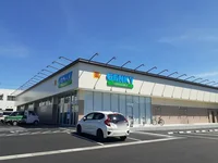 ゲンキー川瀬馬場店様まで240m