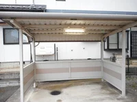 屋根付き駐輪場あり