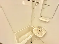 設備・仕様は号室により異なる為、現況を優先いたします。