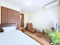 南向きで明るい室内